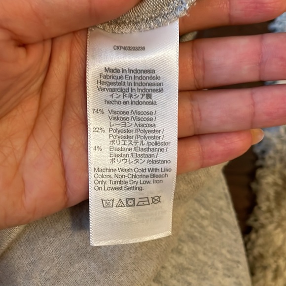 Madewell buttery soft t-shirt in beige - Picture 4 of 4